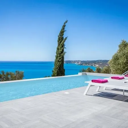 Trapezaki Sleeps 6 Pool Air Con Wifi * ترابيزاكي