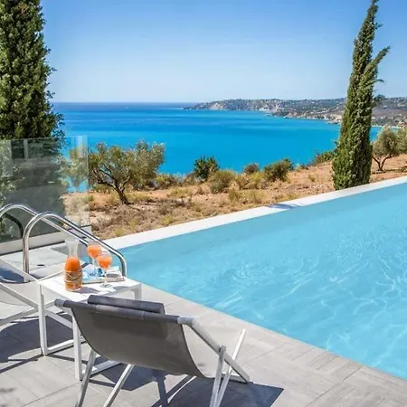 فيلة Trapezaki Sleeps 6 Pool Air Con Wifi *