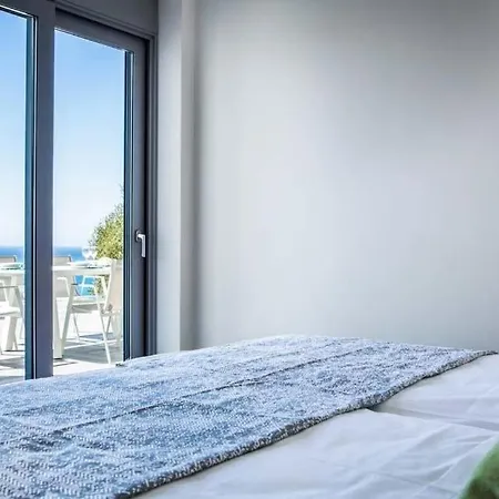 Trapezaki Sleeps 6 Pool Air Con Wifi فيلة ترابيزاكي