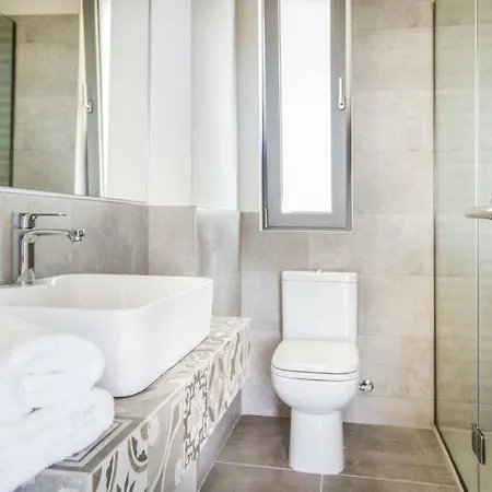 Trapezaki Sleeps 6 Pool Air Con Wifi فيلة *